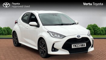 Toyota Yaris 1.5 Hybrid Design 5dr CVT Hybrid Hatchback